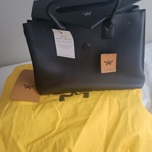 MCM X-Large Diamond Calf Leather Tote Bag Brand New